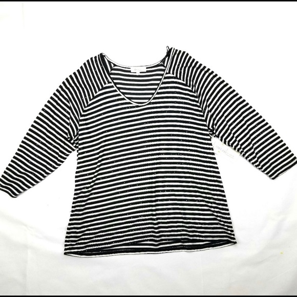 Sequin Blk & Wht StripedTop - Picture 2 of 7